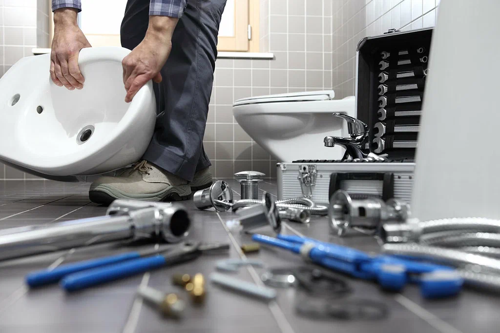 Professional bathroom plumbing repair in West Sacramento